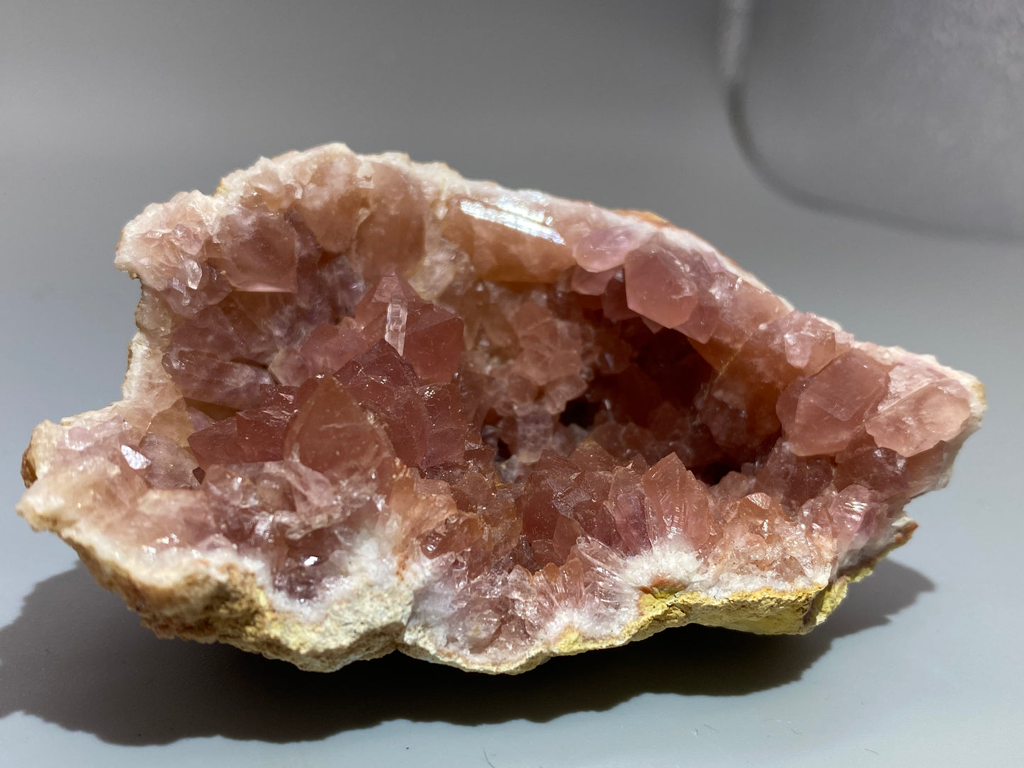 Geode di Quarzo Rosa Cristallizzato